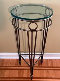 Luxury  Lamp/Display Table