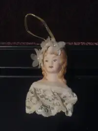 Porcelain potpourri doll head