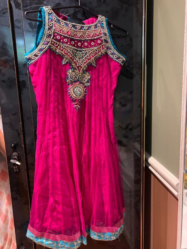 Lots of Salwar kameez, shalwar for sale!! in Women's - Dresses & Skirts in City of Toronto - Image 4