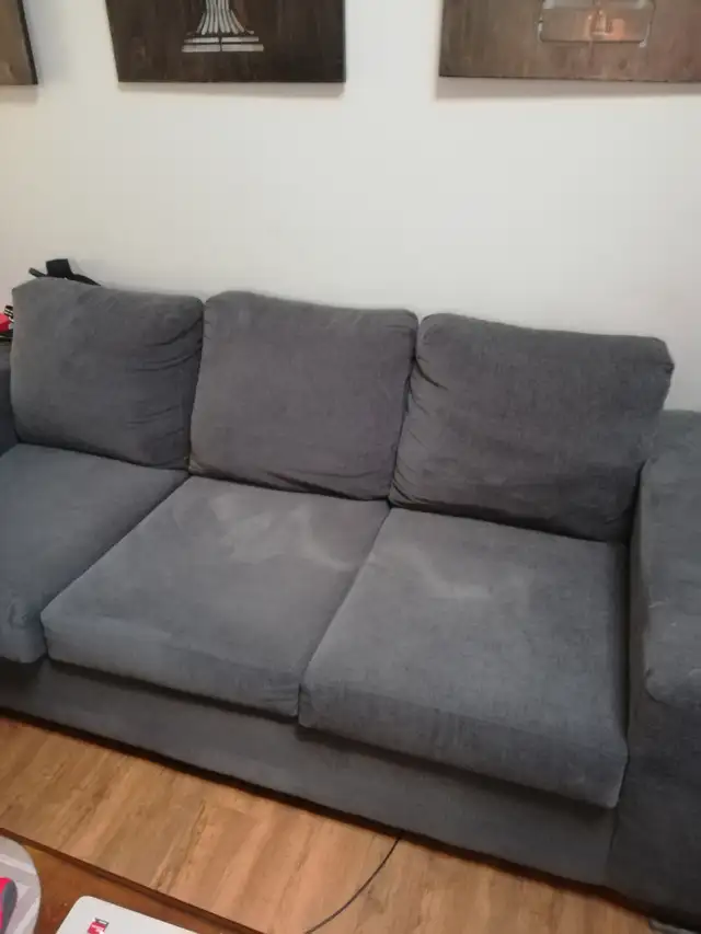 Couch and loveseat in Couches & Futons in City of Halifax - Image 5