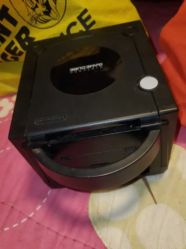 Nintendo GameCube Console553392603346380801