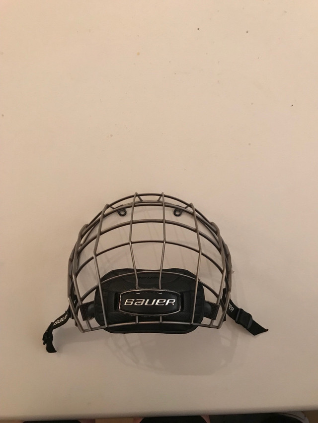Hockey helmet full cage - Bauer - grille de casque de hockey  dans Hockey  à Ville de Montréal