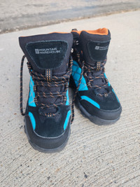 Mountain Warehouse Hiking Boots Size 3