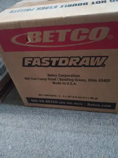 Bestco versifect cleaning supplies 4 x 2L in a case $15.00 per bottle O.B.O. must sell