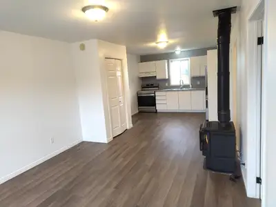 391 Granite Street, Sudbury – 2nd Floor No appointment necessary! Bright, freshly renovated 720 sq....
