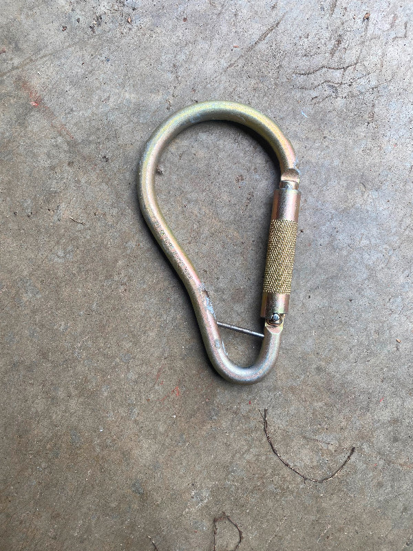 Safety equipment  carabiners in Other in Renfrew