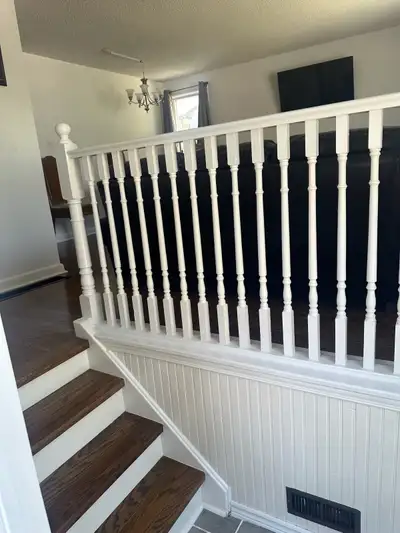 ✨ Furnished Rooms for Rent – Upper-Level Bungalow ✨ Available Immediately Ideal for working professi...