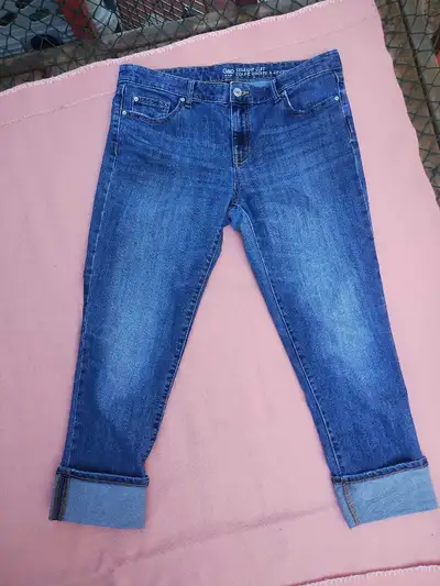 Gap mid-rise straight cuff jeans - size 10, View more