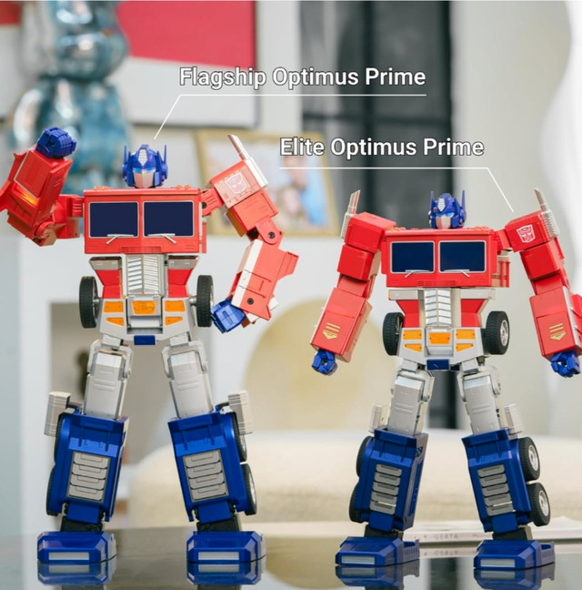 Transformers Robosen Flagship Optimus Prime in Toys & Games in Calgary - Image 2