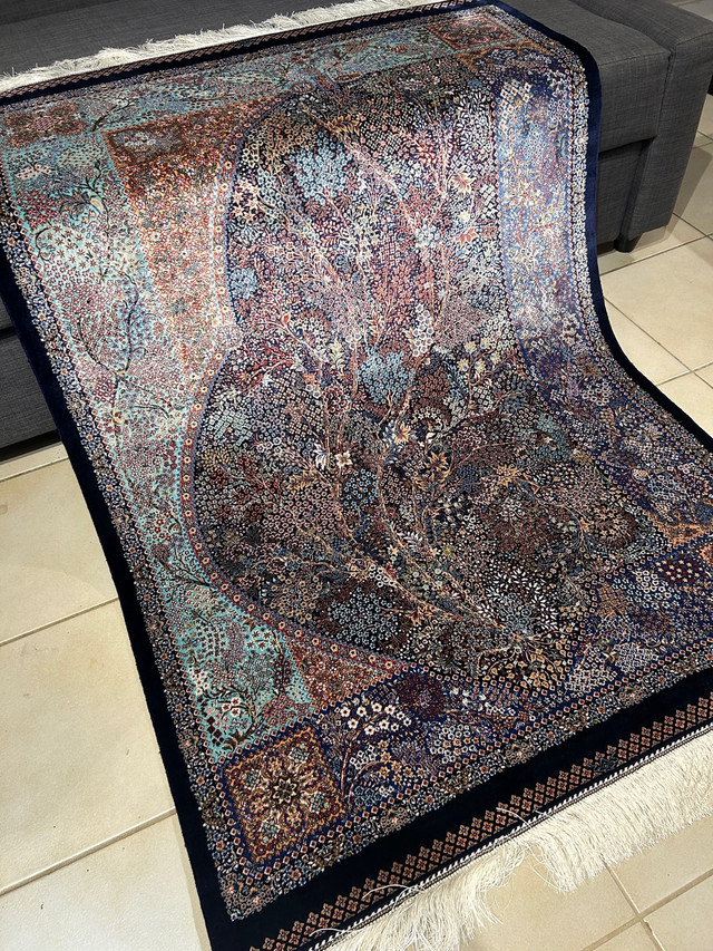 Persian rug, tapis persan dans Art et objets de collection  à Ville de Montréal
