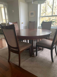 DINING TABLE WITH LEAF AND 4 CHAIRS