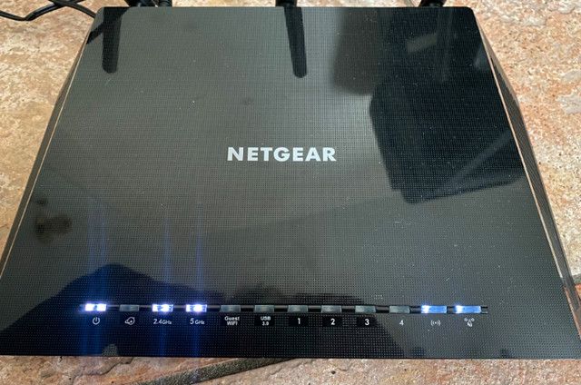 Netgear Nighthawk AC1750 Smart Wifi Router in Networking in Ottawa - Image 2