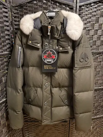 BRAND NEW Moose Knuckles 3Q Jacket - Army w/Natural Fur (Size M), View more