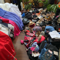 LARGE LOT Everything Included Clothes, Shoes, Housewares, Purses