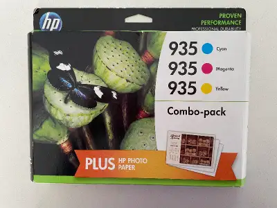 HP Printer Ink Combo Pack 935 with Photo Paper- New/Sealed, View more