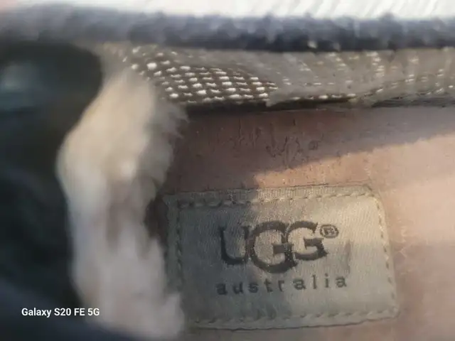 Ugg Espadrille in Women's - Shoes in Markham / York Region - Image 3