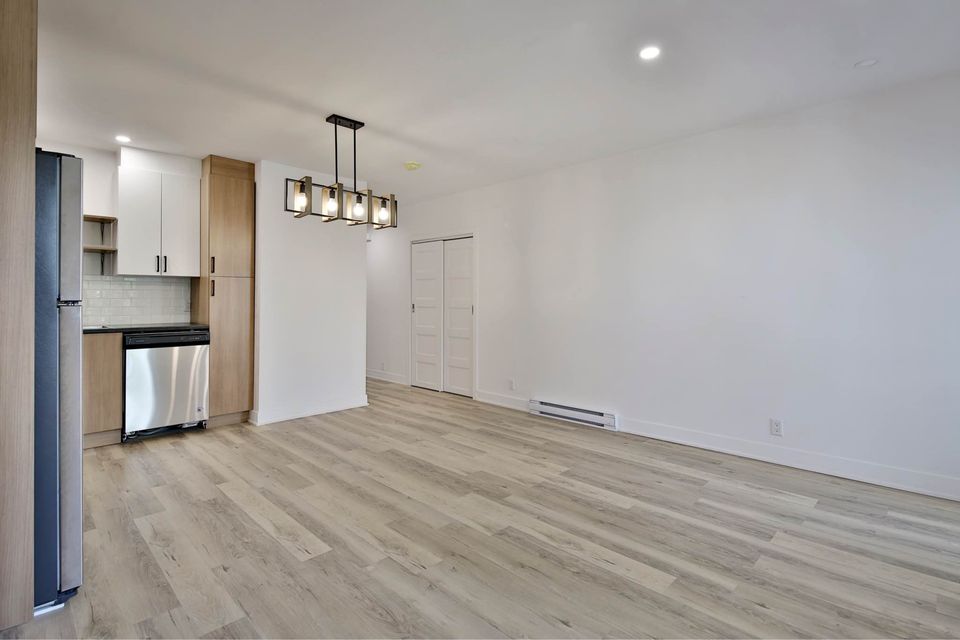 CESSION DE BAIL – Beau 4 ½ rénové, lumineux et calme – Hochelaga — photo 3