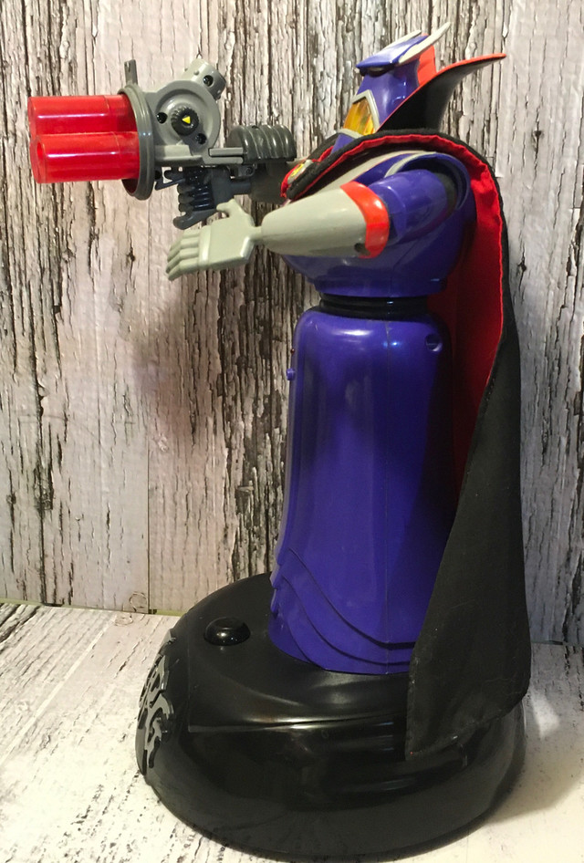 Disney PixarToy Story Emperor ZURG Electronic Talking Room Guard in Toys & Games in City of Toronto - Image 3