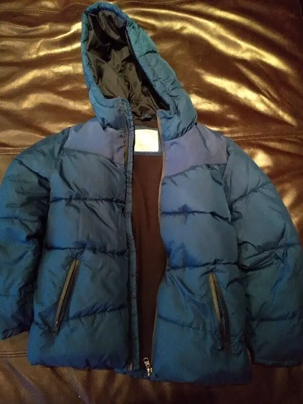 Vêtements enfants de qualité pour fille / garçon, manteaux hiver in Kids & Youth in City of Montréal - Image 9