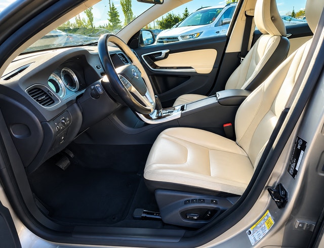 Volvo S60 T6 AWD 2012 – Une berline sportive pour connaisseurs — photo 5