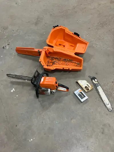 Stihl MS230 Chainsaw, View more