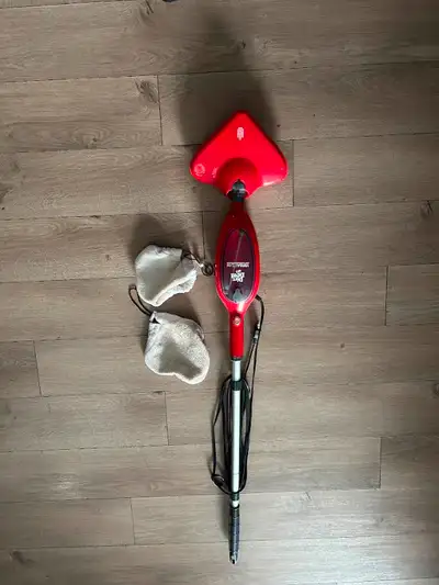 Have only used a few times. Comes with 2 cleaning pads. Pick up in Lindenwoods