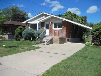 Apartment for Rent - Central Hamilton Mountain (Top), Sept 1 Top Unit for Rent Central Hamilton Moun...