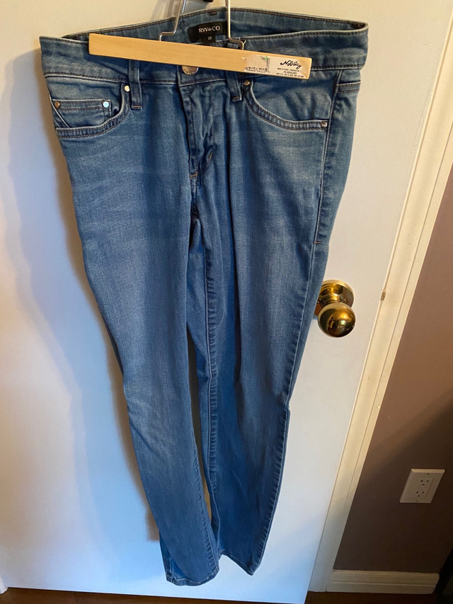 RW and Co jeans size 25 in Women's - Bottoms in London