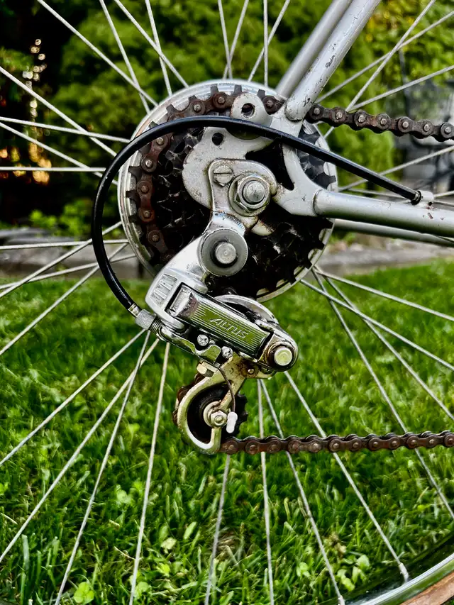 Sekine 10 Speed Road Bike  in Road in Ottawa - Image 5