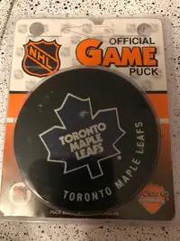 Official Toronto Maple Leafs NHL Game Puck - Ron Ellis #6