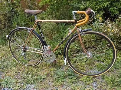 Vintage English road bike, very special, rebuilt better than new, View more