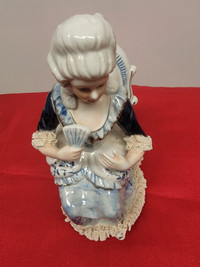 VTG Seated Blue & White Victorian Lady with Fan Figurine