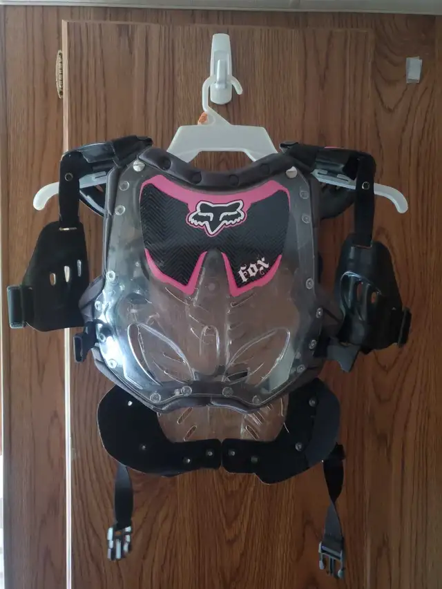Fox Racing Girls Youth R3 Motocross Chest Protector - Size S in Clothing, Shoes & Accessories in Nelson - Image 2