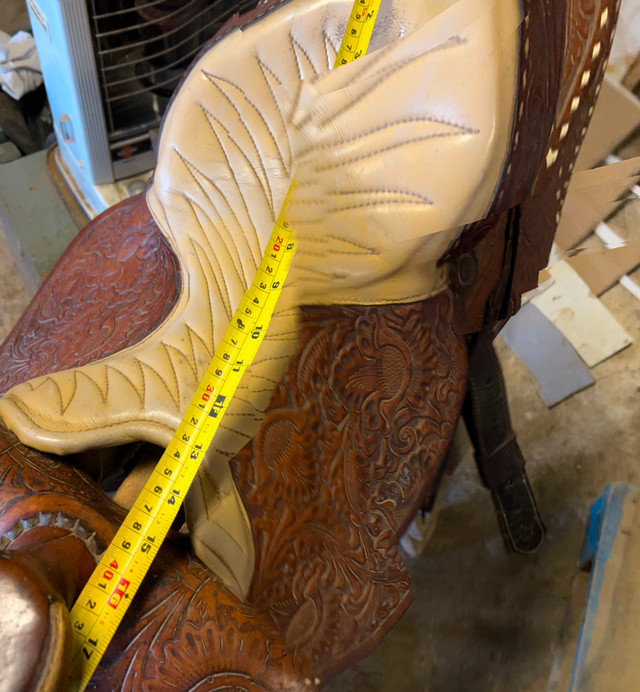 Saddle herferd brand in Equestrian & Livestock Accessories in Leamington