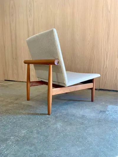 We are thrilled to introduce a highly coveted and iconic collectible chair designed by Finn Juhl for...