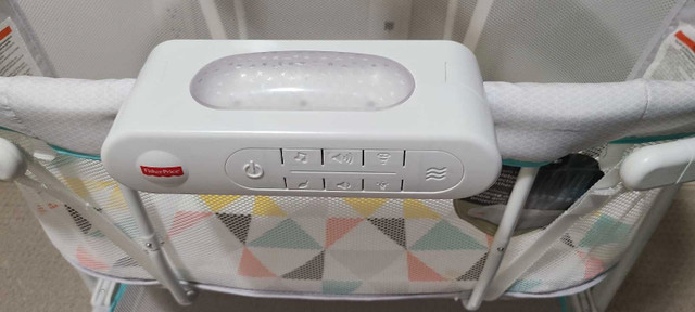 $60 OBO - BASSINET *NEW CONDITION* in Cribs in Guelph - Image 2