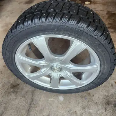 Used one season. Like new condition.