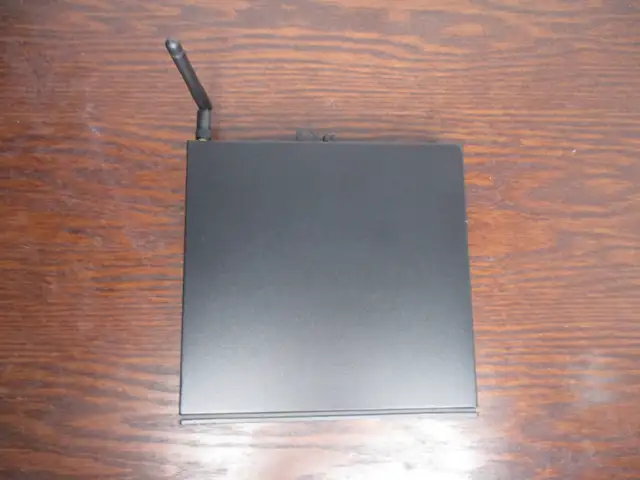 Dell OptiPlex 3040 3040m Micro Tiny Computer i5-6500T 8GB Wi-Fi in Desktop Computers in City of Toronto - Image 3
