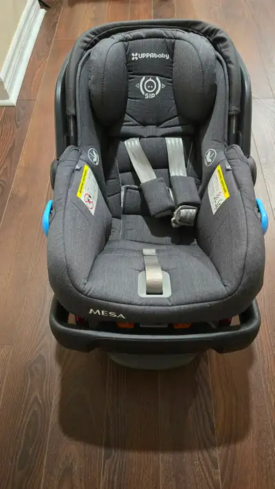 Uppababy Mesa Car seat and base, View more