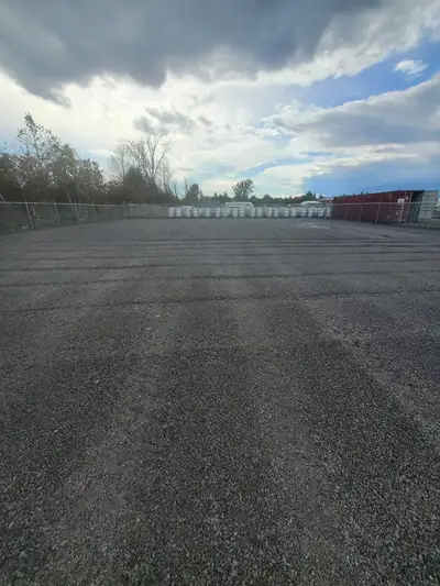 Massive 100x200 ft secure outdoor yard in Ottawa. Perfect for large operations needing serious space...