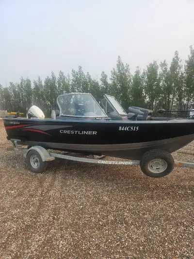 Original owner of the boat. It's been kept and wintereized in heated shop. 2 lowrance fish finders,...