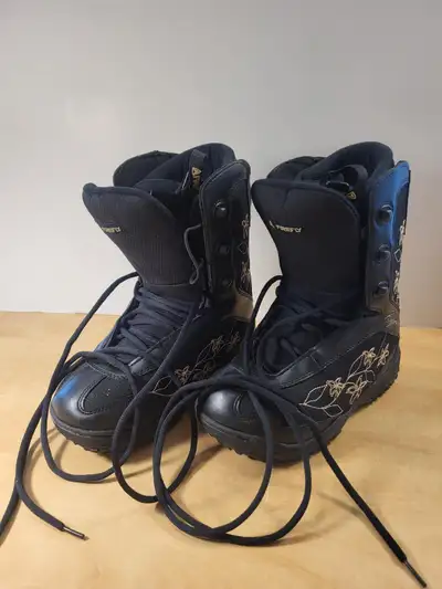Firefly Caprice Women's Snowboard Boots, Size 7, View more