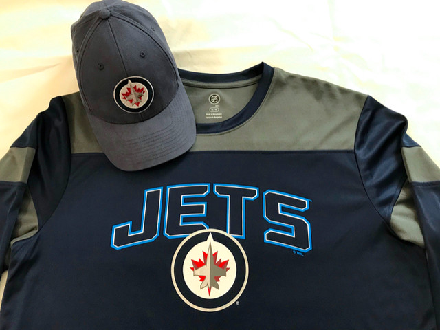 JETS GEAR Two-Tone XL Jersey & Matching Hat—BRAND NEW BOXED in Hockey in Winnipeg - Image 2