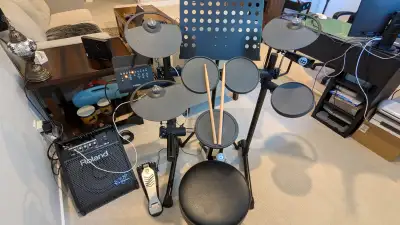Yamaha Electronic Drumset c/w Roland amplifier, View more