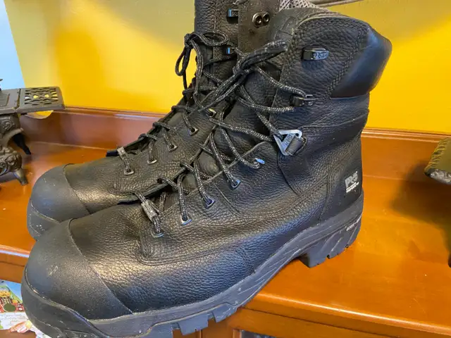 Timberland PRO Men's Leather Composite Toe Work Boots Size 14 in Men's Shoes in Oshawa / Durham Region - Image 3