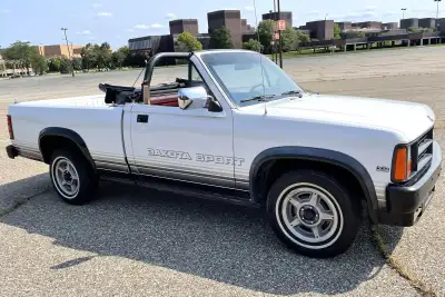 R-E-C-H-R-C-H-E Dodge dakota v6 (3.9) v8 (5.2) regular cab boîte courte ou de 8 pieds de 1987 à 2004...