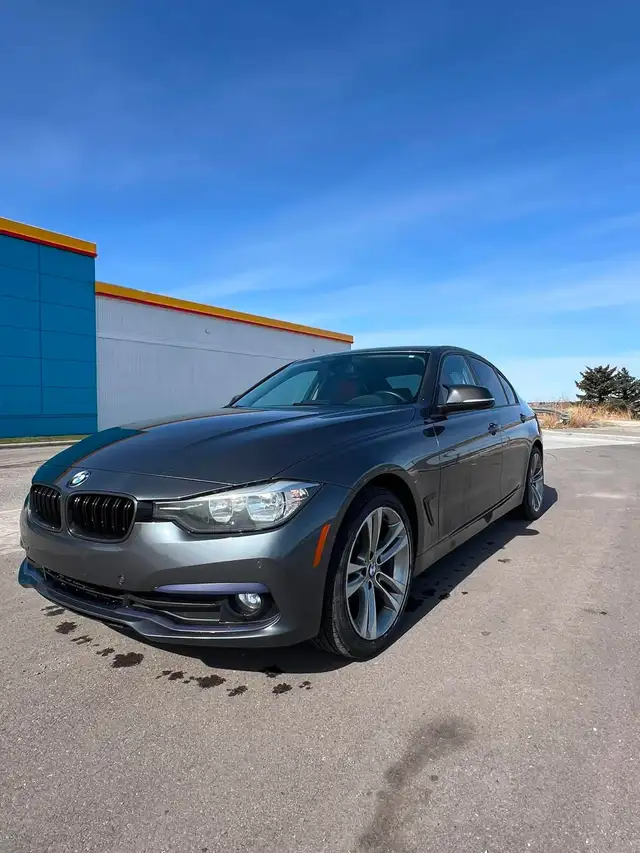 2016 Bmw 320i X Drive Premium *Red Interior*