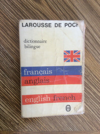 Larousse de Poche - French/English - English /French Dictionary