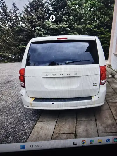 DODGE GRAND CARAVAN CARGO. VAN. WIRE REINF0RCED SCURITY WINDOWS.IN FAIRLY GOOD CONDITION. COMES WITH...