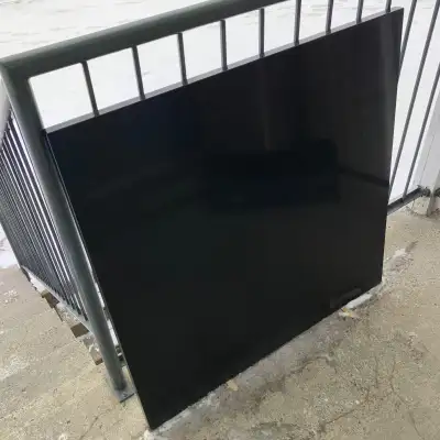 Comptoir en Quartz - 37” x 37” couleur noir, View more